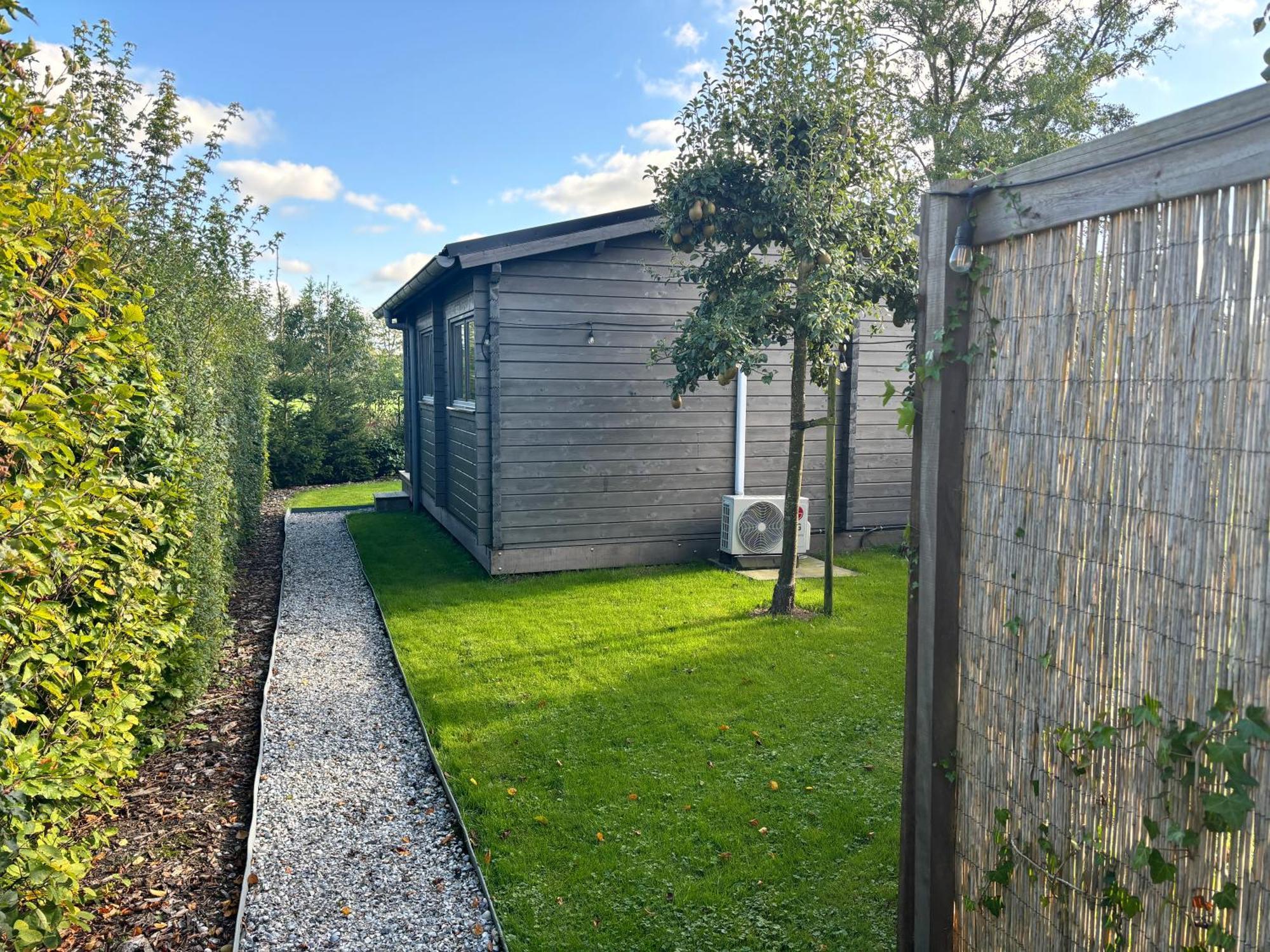 Chalet In Het Groen Met Airco Drachtstercompagnie Luaran gambar